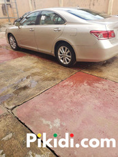Foreign used 2011 Lexus ES350 - 3