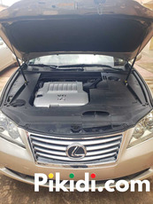 Foreign used 2011 Lexus ES350 - 5